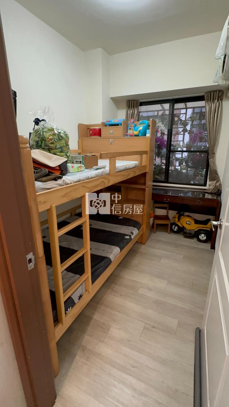 新平華廈全新整理3房車位房屋室內格局與周邊環境
