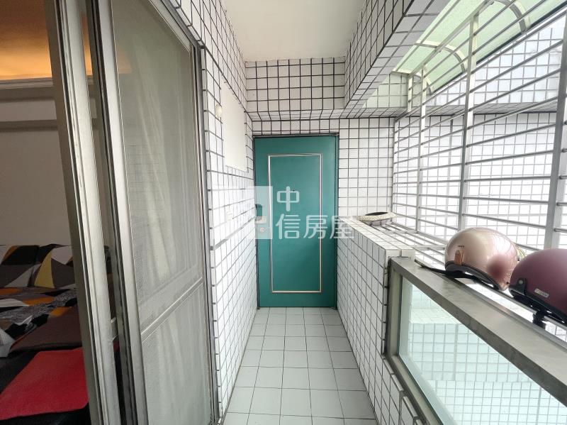 中清愛買三房車位房屋室內格局與周邊環境