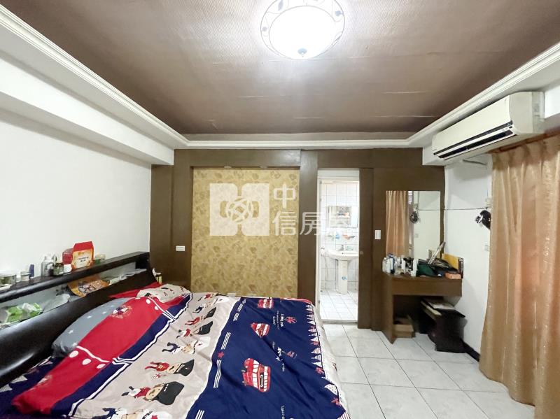 中清愛買三房車位房屋室內格局與周邊環境