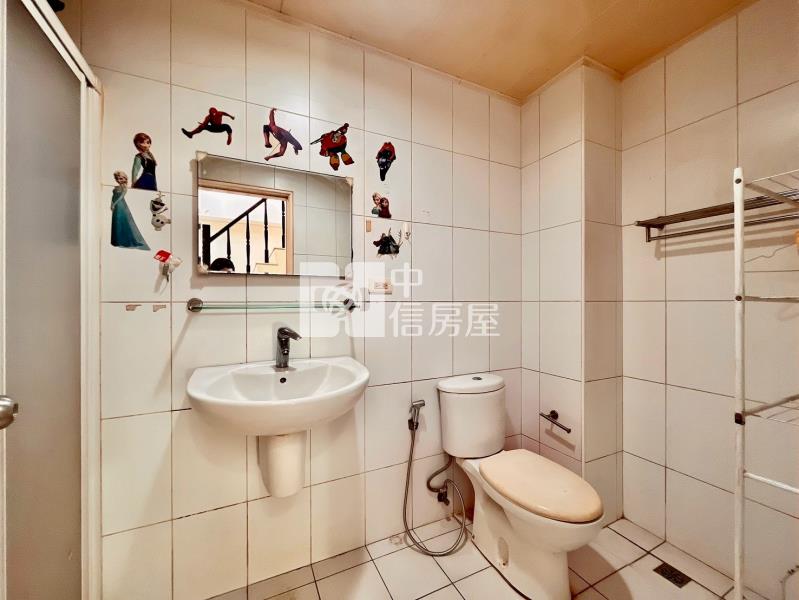 頭家國小旁|大毅建設四房邊間別墅房屋室內格局與周邊環境