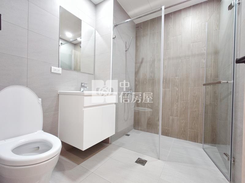 水湳經貿精裝三房美寓A房屋室內格局與周邊環境