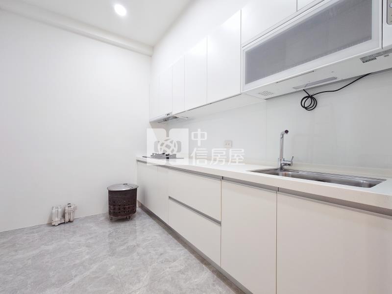水湳經貿精裝三房美寓A房屋室內格局與周邊環境