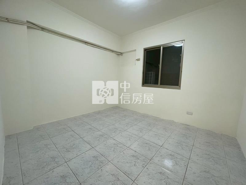 南屯捷運四房車位房屋室內格局與周邊環境