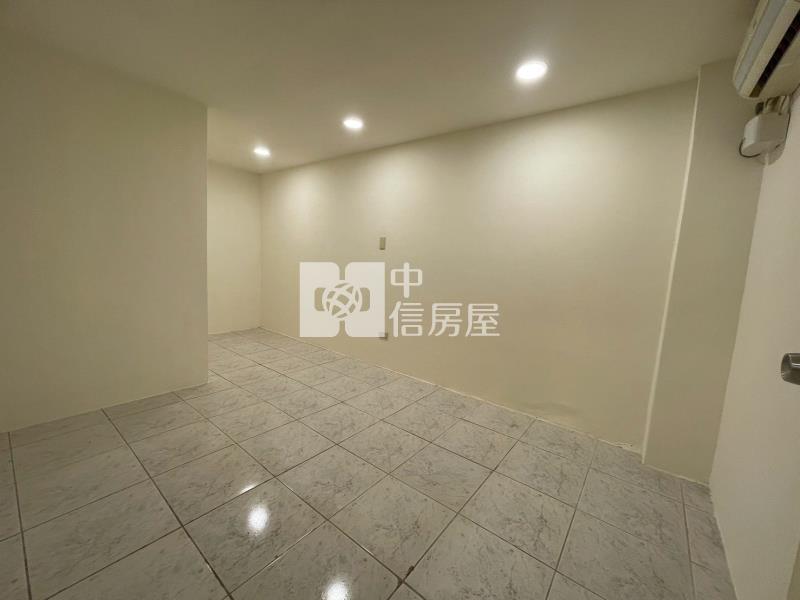 南屯捷運四房車位房屋室內格局與周邊環境