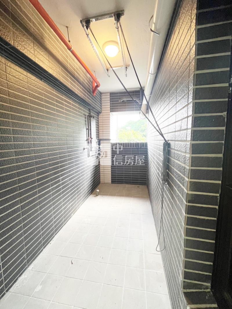 近楊梅交流道.楊明國小鴻灃越全新3房車房屋室內格局與周邊環境