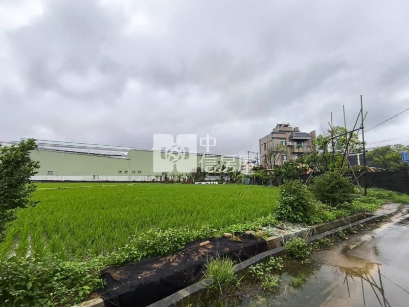 【新世紀】觀音大湖段農地+資材室房屋室內格局與周邊環境