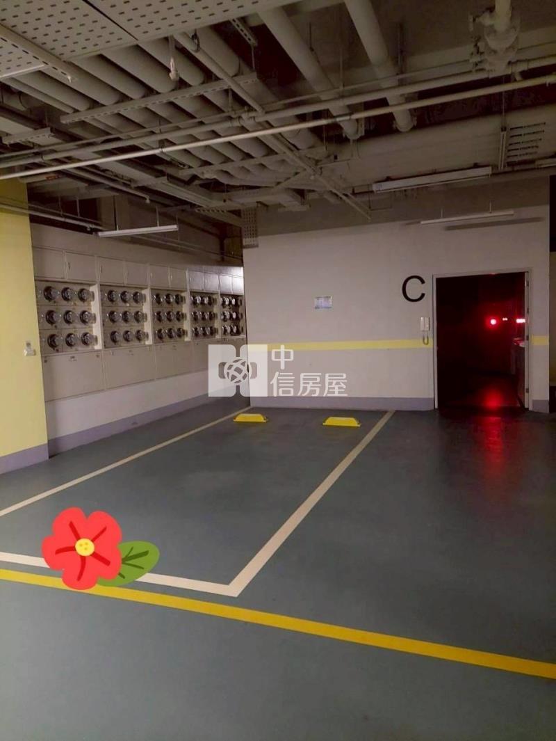 輕屋齡黃金樓店房屋室內格局與周邊環境