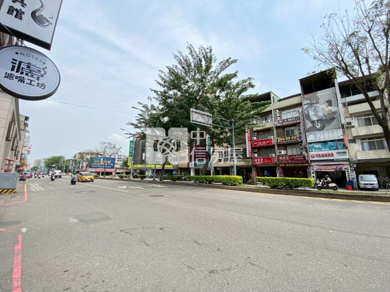 正中清路黃金店面尬8套收租聖品房屋室內格局與周邊環境