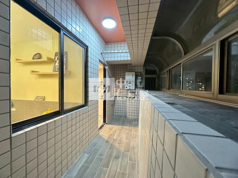 藝術名廈整新美三房房屋室內格局與周邊環境