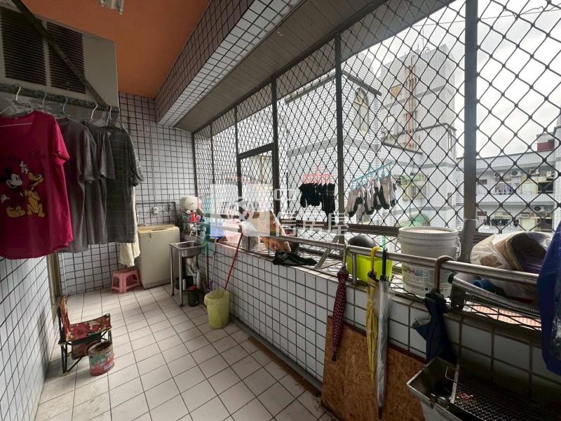 【豐禾】近南崁商圈收租華廈房屋室內格局與周邊環境