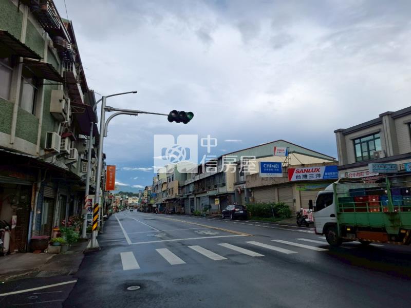 (專)嘉義竹崎榮總灣橋分院旁美透天房屋室內格局與周邊環境