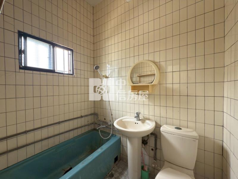 慈濟邊間車庫透天房屋室內格局與周邊環境