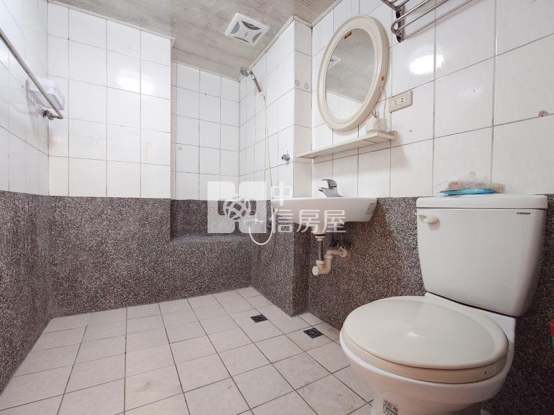 傑出家園4房車位房屋室內格局與周邊環境