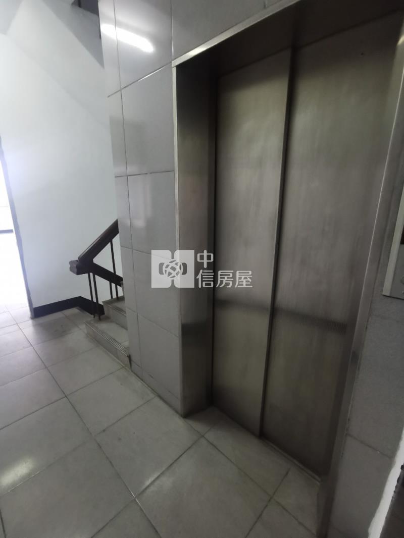 正省道旁~大地坪電梯雙透店房屋室內格局與周邊環境