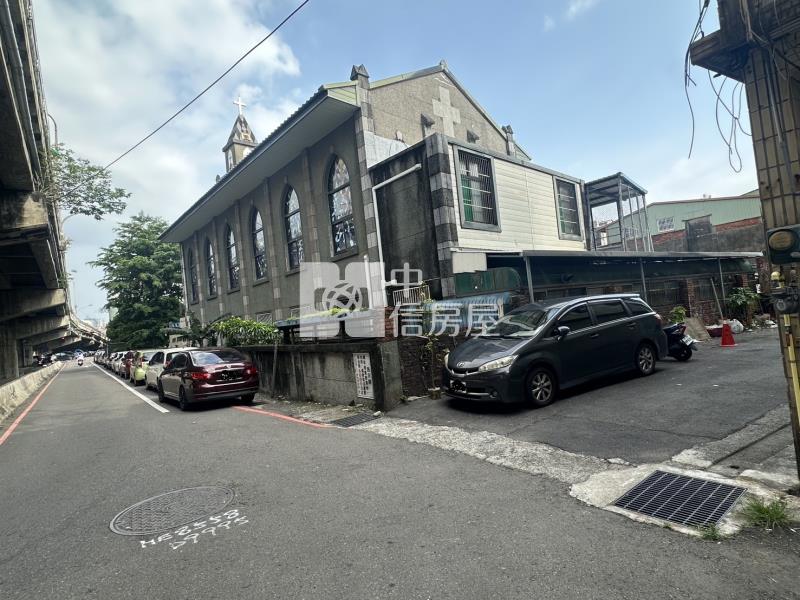 火車站絕版218建地房屋室內格局與周邊環境