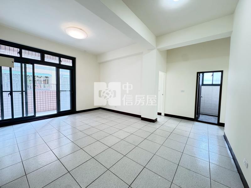 【奔馳】大竹國小旁美三房房屋室內格局與周邊環境