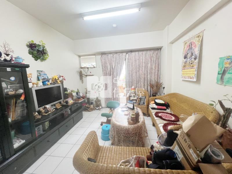 大里電梯三房房屋室內格局與周邊環境