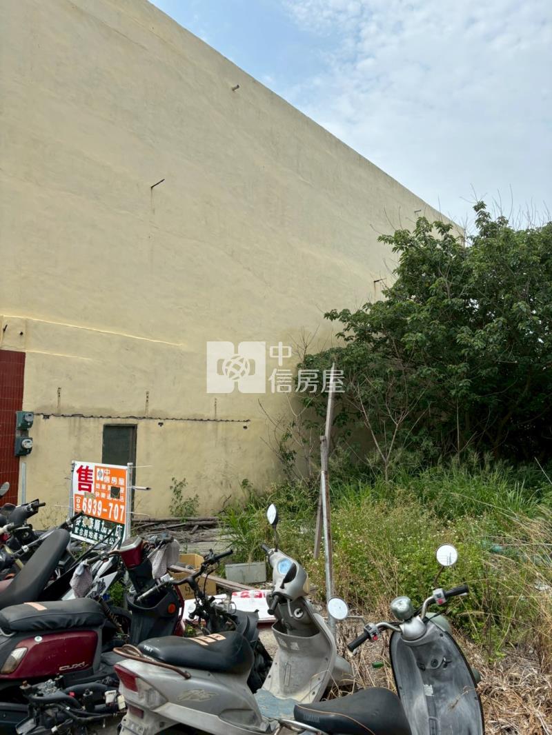 東勢大馬路旁建地房屋室內格局與周邊環境