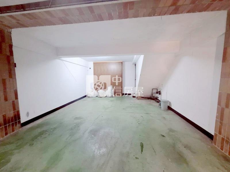 近66快速路金陵華城別墅房屋室內格局與周邊環境