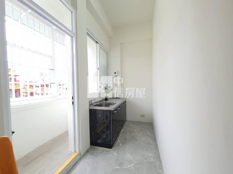 驛站低樓層公寓房屋室內格局與周邊環境