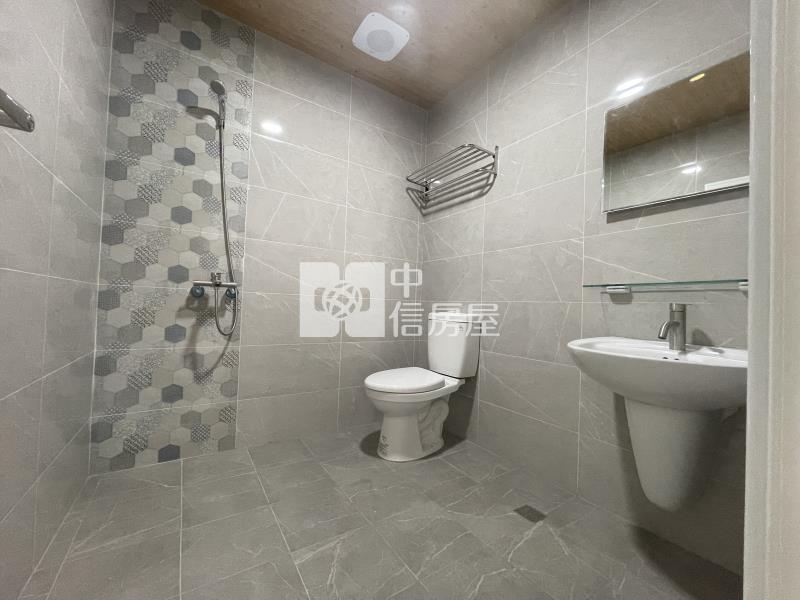 內惟車站翻新2樓寓房屋室內格局與周邊環境