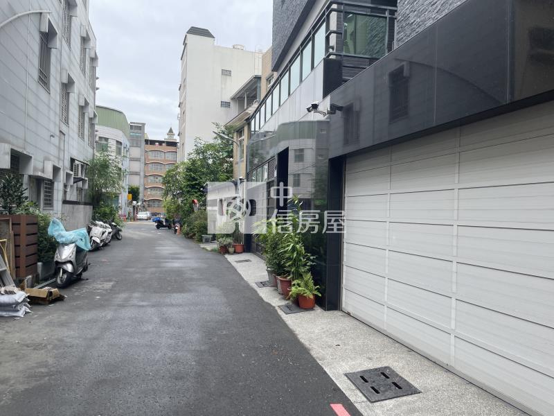 內惟車站翻新2樓寓房屋室內格局與周邊環境