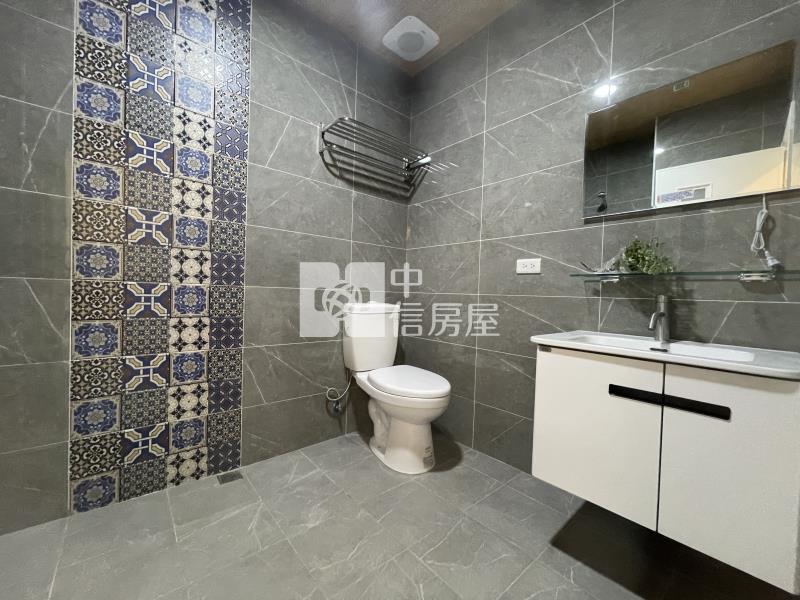 內惟車站翻新2樓寓房屋室內格局與周邊環境