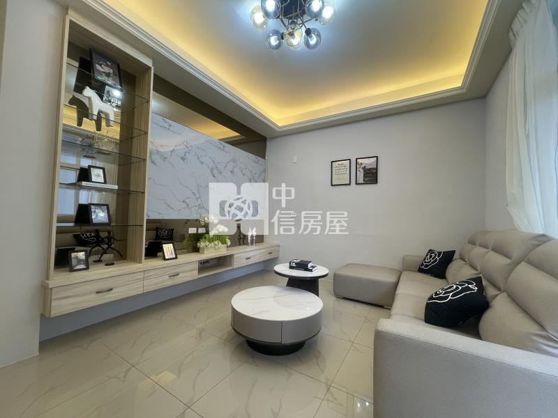 內惟車站翻新2樓寓房屋室內格局與周邊環境