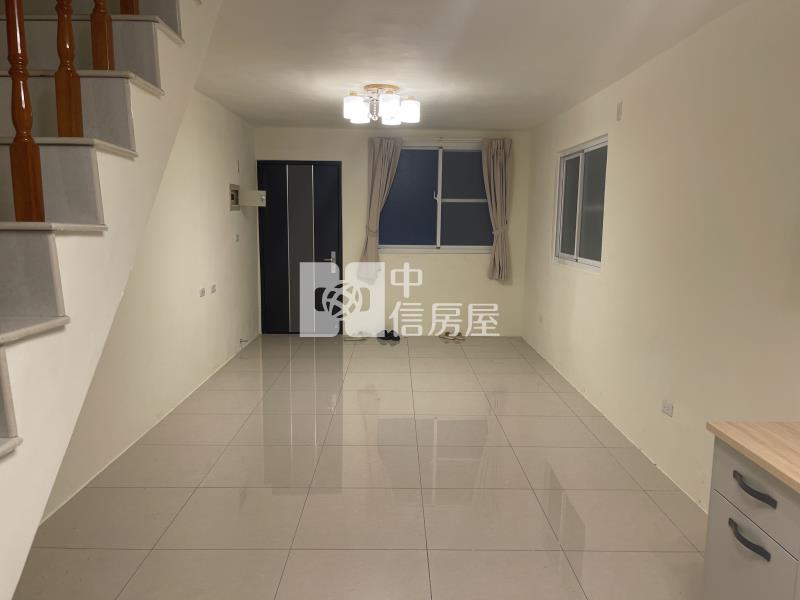 陽明商圈1+夾車庫公寓房屋室內格局與周邊環境