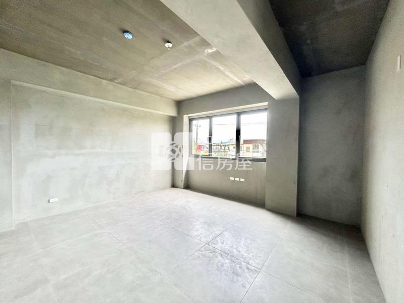 五結時尚設計大面寬農舍房屋室內格局與周邊環境