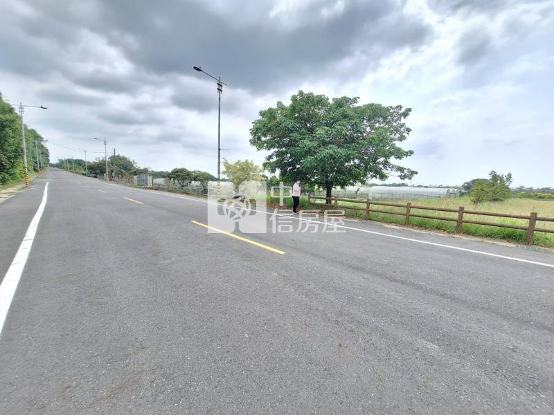 六甲12米路都內農地2房屋室內格局與周邊環境