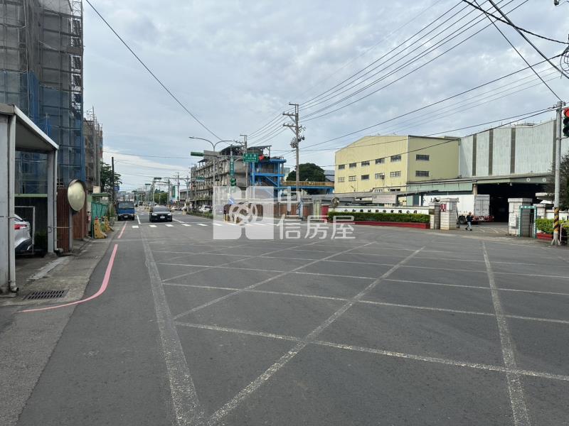 A20興南捷運站旁透天房屋室內格局與周邊環境