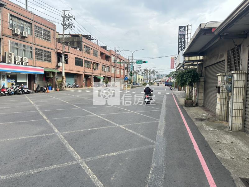 A20興南捷運站旁透天房屋室內格局與周邊環境