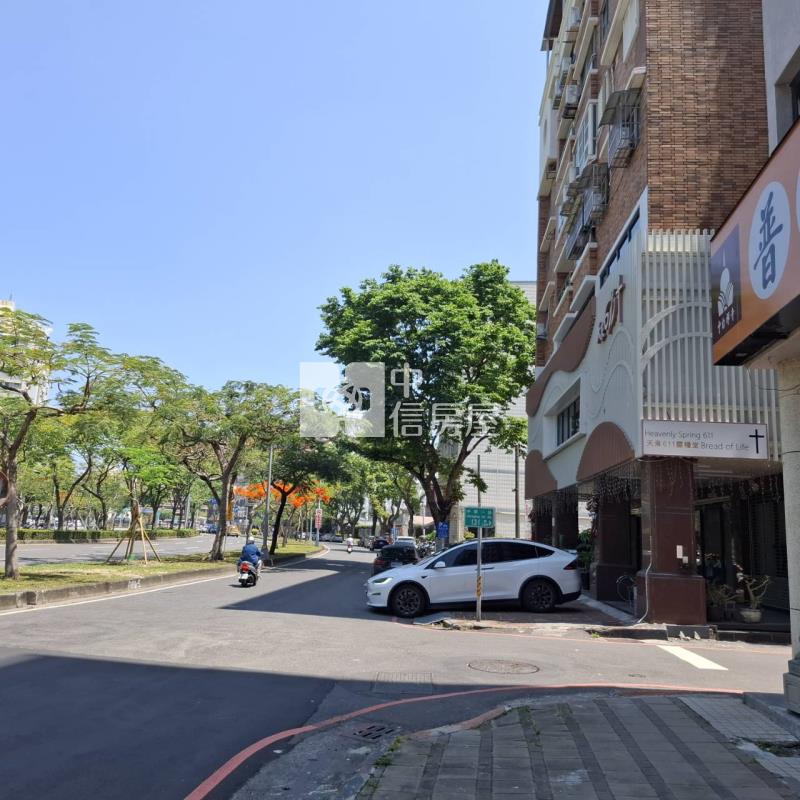 明誠美術館5房+平車房屋室內格局與周邊環境