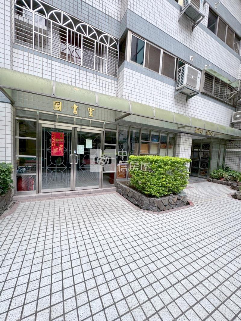美術館超美大三房附平車房屋室內格局與周邊環境