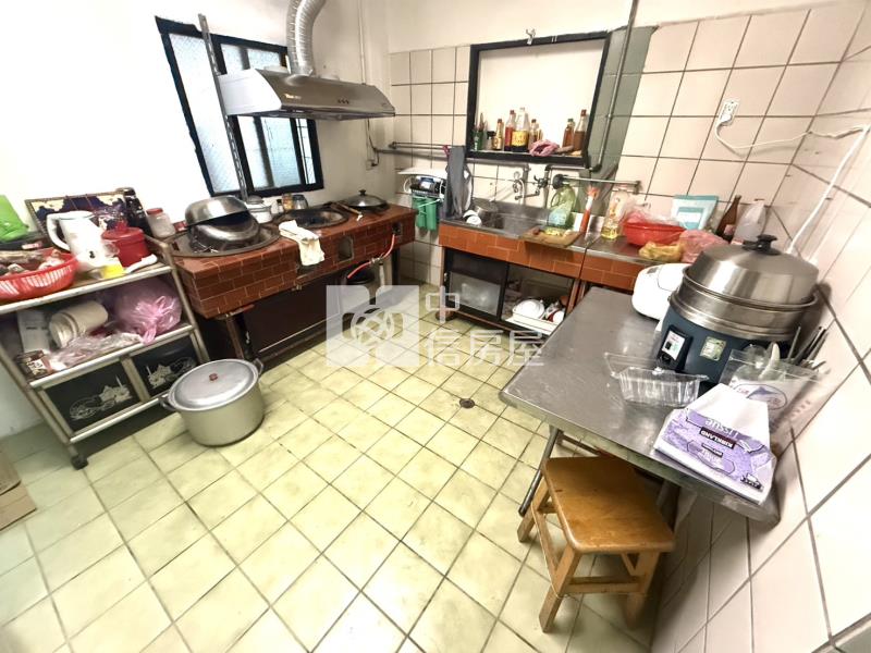 專-頭份六合國小5房透天房屋室內格局與周邊環境