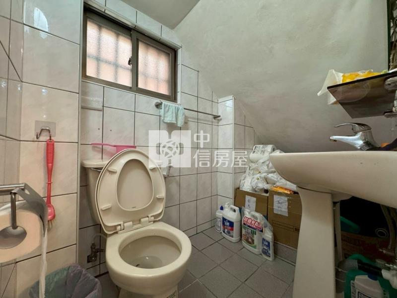 裕成南路精美大坪數美墅房屋室內格局與周邊環境