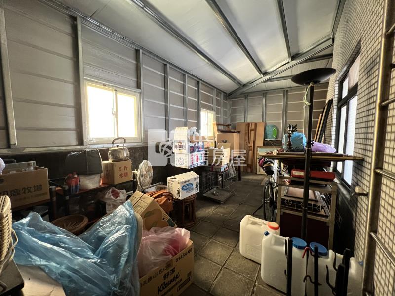 瑞塘國小旁雙車邊間透天可做店面房屋室內格局與周邊環境