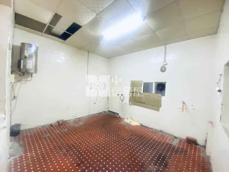中正路305巷透天房屋室內格局與周邊環境