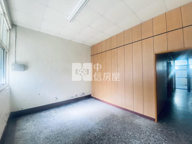 中正路305巷透天房屋室內格局與周邊環境