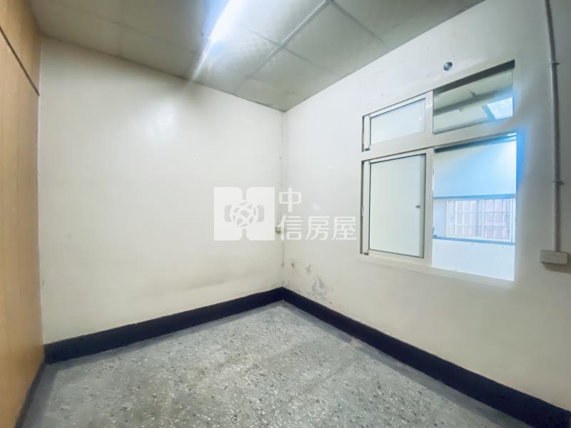 中正路305巷透天房屋室內格局與周邊環境