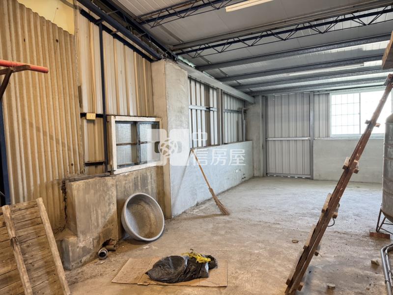 市中心臨路透天房屋室內格局與周邊環境