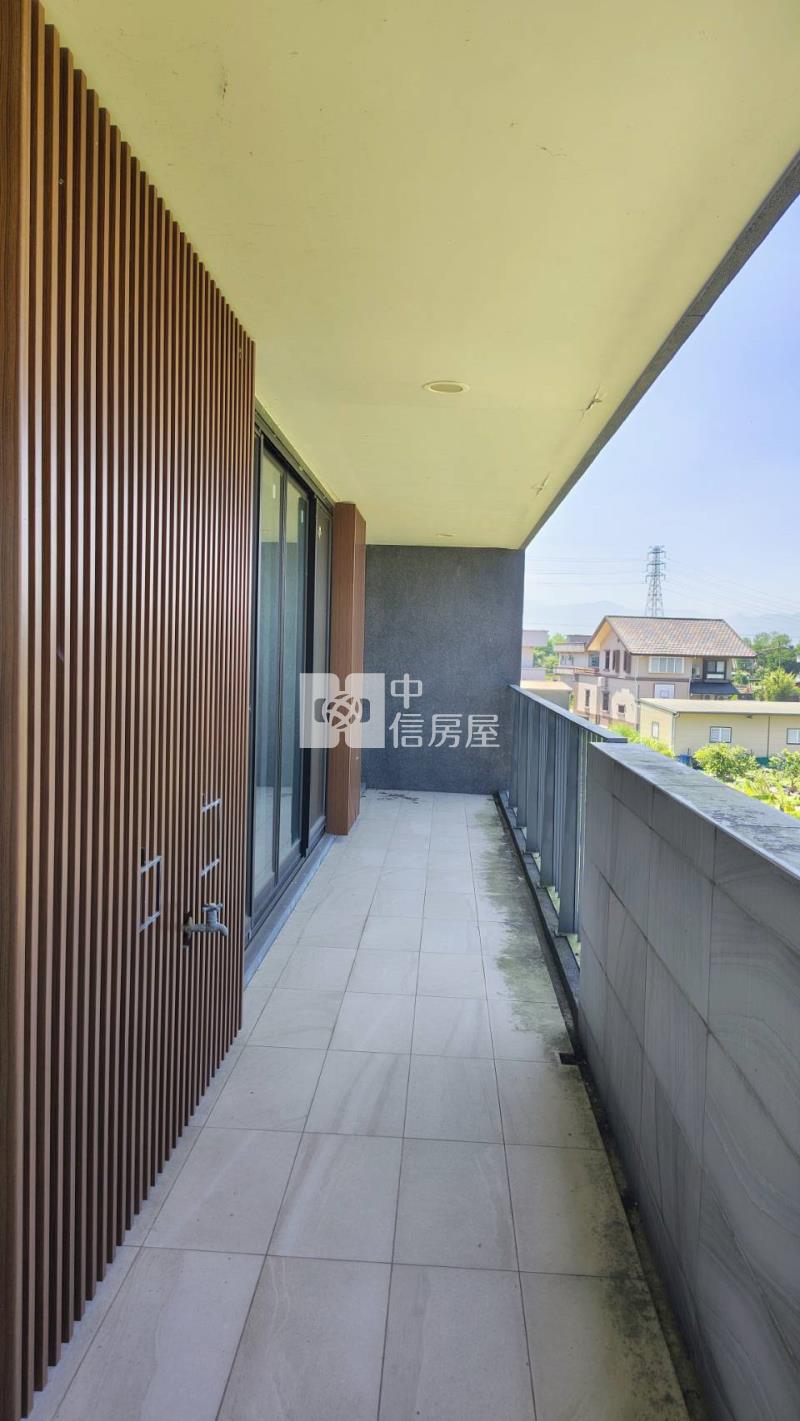 雙棟全新超大地坪電梯泳池花園豪墅房屋室內格局與周邊環境