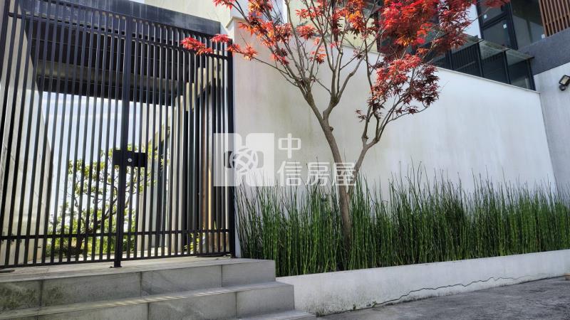 雙棟全新超大地坪電梯泳池花園豪墅房屋室內格局與周邊環境