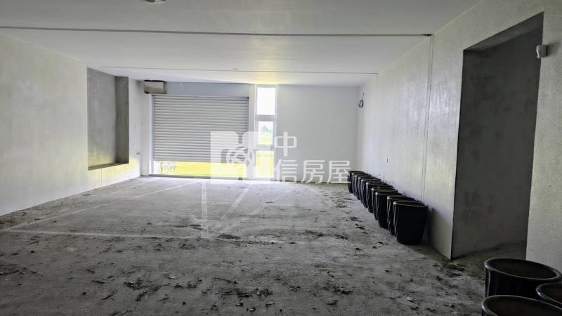 雙棟全新超大地坪電梯泳池花園豪墅房屋室內格局與周邊環境