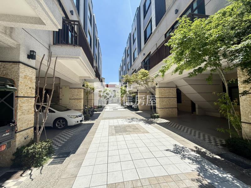 山水豐緣雙車孝親電梯美別墅房屋室內格局與周邊環境
