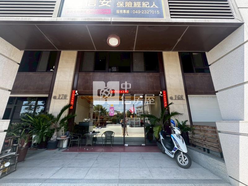 草屯之星精美店面房屋室內格局與周邊環境