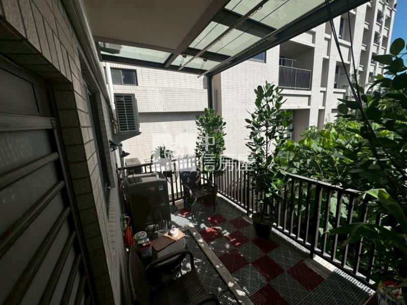 草屯之星精美店面房屋室內格局與周邊環境