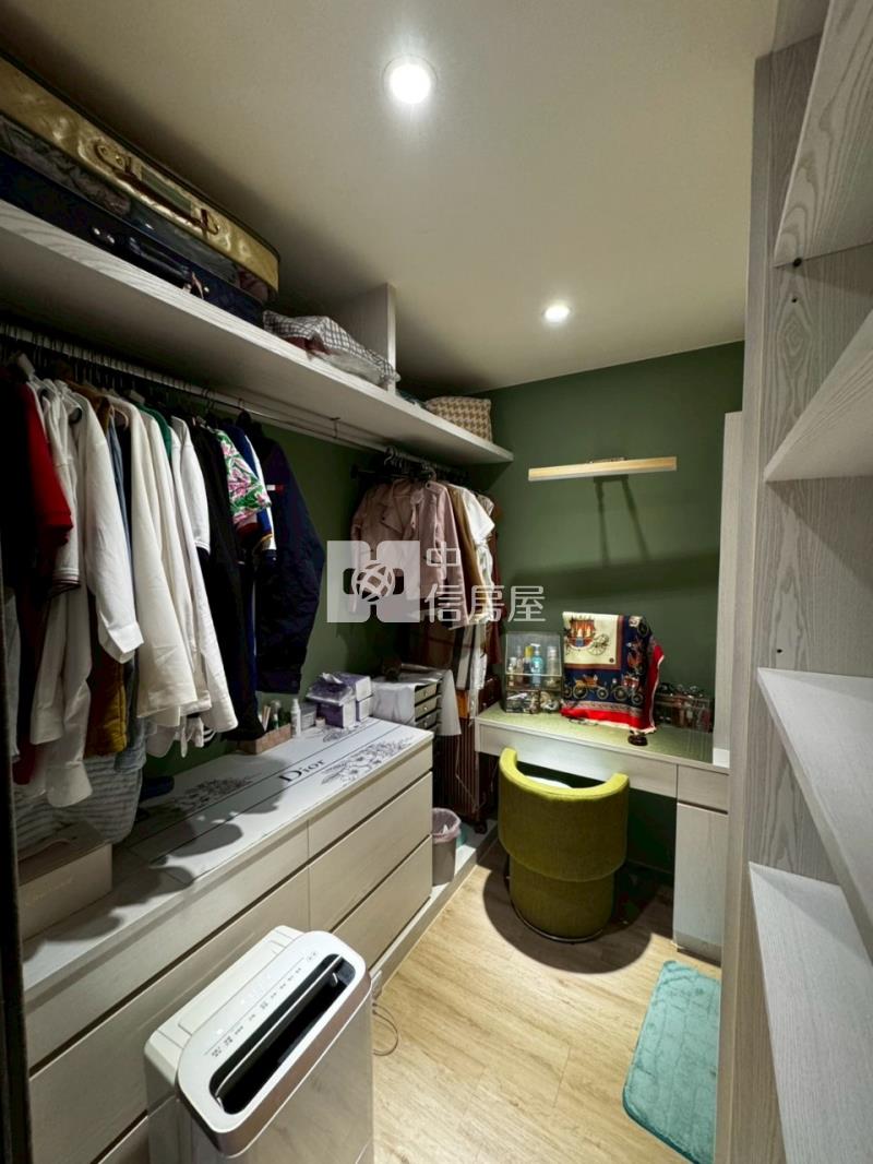 草屯之星精美店面房屋室內格局與周邊環境