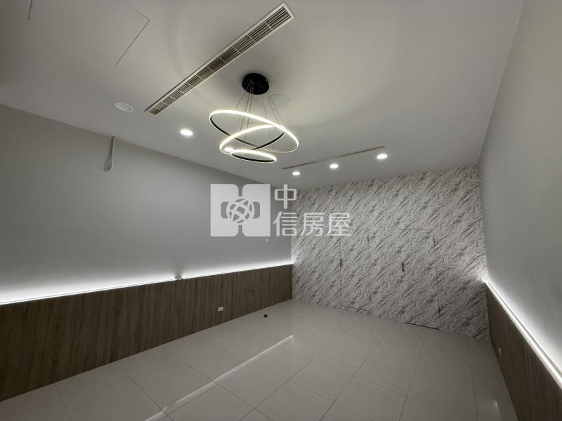 楊梅新農街全新店面+車位房屋室內格局與周邊環境